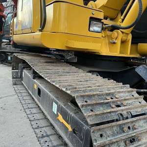 Excavatrice Komatsu PC70 d'occasion, 7 tonnes, 95% neuve, moteur, boîte de vitesses, pompe, PLC japonais d'origine, homologuée EPA CE, pour travaux agricoles et de terrassement - Product Image 5