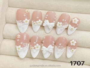 Uñas Postizas Hechas a Mano, Medianas, Almendradas, con Punta Francesa, Diseño de Flores Rosadas en 3D, Uñas Acrílicas para Mujer - Product Image 2