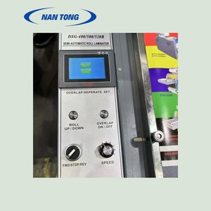 Laminateur semi-automatique Nantou DSG-520B 1750x860x1380mm, machine hydraulique pour matériel de machinerie - Product Image 1