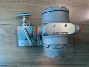 Manomètre industriel intelligent 3051CG, absolu, 4-20 mA, HART, huile, gaz, acier inoxydable 316L, IP68 - Product Image 1