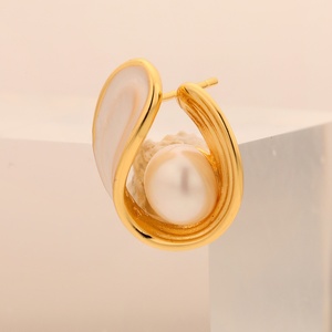 Pendientes de Perlas con Baño de Oro para Mujer, Joyería de Moda, Accesorios, Juego de Pendientes de Perlas con Baño de Oro - Product Image 3