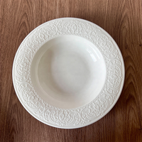 Nouvelle Assiette en Porcelaine de Luxe Moderne en Céramique, Motif Floral en Relief, 6/7/8/9/10/11 Pouces, pour Fruits et Desserts, Idéale pour Mariages et Cadeaux