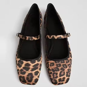 <span class=keywords><strong>Ballerine</strong></span> Mary Jane da Donna Comode Personalizzate all'Ingrosso <span class=keywords><strong>con</strong></span> Stampa Leopardata, Punta Quadrata e Cinturino <span class=keywords><strong>con</strong></span> <span class=keywords><strong>Fibbia</strong></span> - Product Image 4