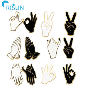 थोक एनमेल पिन कस्टम ओके पिनकी वादा सबसे अच्छे दोस्त जोड़े हार्ड बैज bf सॉफ्ट एनमेल पिन ब्रोच फिंगर एनमेल पिन ब्रोच - Product Image 1