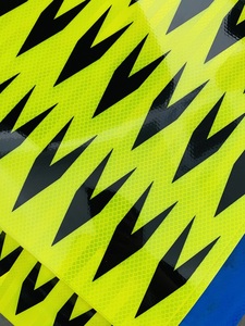 Phản Xạ Cao Huỳnh Quang Vàng Đen Mũi Tên Băng Cho UAE - Product Image 4