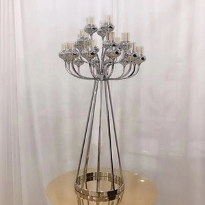 Saixin ZT-398 Unico Candelabro da <span class=keywords><strong>Tavolo</strong></span> a 16 Bracci in Metallo Argentato, Supporto in Acciaio con Cristalli Fatto a Mano per Decorazione Casa - Product Image 2