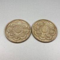 En stock prix bas en vente fabricant le moins cher bois sculpté oncouches en bois Appliques en bois meubles armoire décoration florale