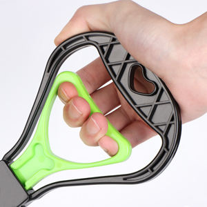 Commercio all'ingrosso raccoglitore di cacca in plastica pieghevole per cani Scooper con borse - Product Image 4