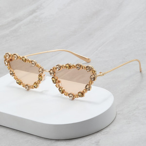 Lunettes de soleil œil de chat pour femme, nouvelle mode, monture métallique avec strass et diamants - Product Image 4