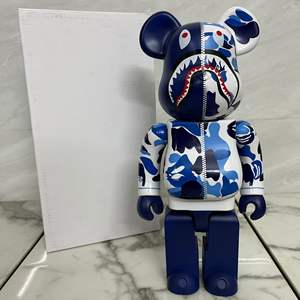 ตุ๊กตา Bearbrick 400% วัสดุ ABS ของตกแต่งบ้าน รูปปั้น กล่องลายพราง ของเล่นไวนิล - Product Image 5