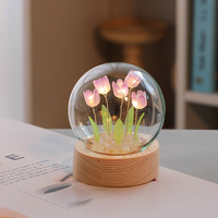 Veilleuse en verre mini-tulipe personnalisée en gros, produit fini, cadeau 520, décoration d'ambiance de bureau, cadeau d'anniversaire, batterie intégrée