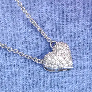 Hot Selling Valentine's Day Copper Design Heart Pendant Necklace Cubic Zircon Gold Plated For Women