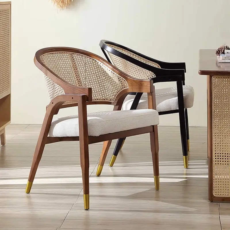 핫 세일 고품질 대중음식점 주문을 받아서 만들어진 디자인 등나무 목제 식사 커피 의자 여가 의자