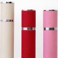 Coque en plastique, flacon vaporisateur de parfum en cuir