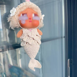 Solo Ropa: Conjunto de Sirena Hecho a Mano para Muñeca Crybaby de 13CM, Estilo Fiesta Canción del Atardecer, con Colgante y Ropa de <span class=keywords><strong>Bebé</strong></span> <span class=keywords><strong>Llorón</strong></span>, Ropa de Pescado Tejida - Product Image 5