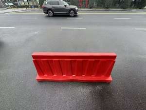 Rifornimento della fabbrica della Cina barriera di sicurezza del traffico stradale delle barriere riempite d'acqua di plastica lungo 2 metri - Product Image 2