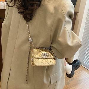 Nouveau cuir verni brillant petit sac carré diamant broderie ligne chaîne bureau sac à main épaule bandoulière rouge à lèvres sac - Product Image 3