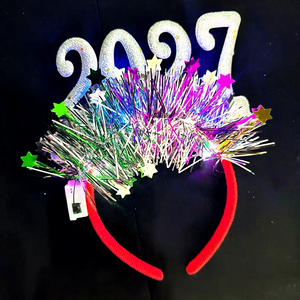 Serre-tête LED scintillant 2027 à piles en plastique, très populaire, pour décoration de fête avec 3 modes d'éclairage pour le réveillon du Nouvel An - Product Image 2