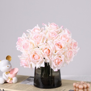 A-1880 Ramo de Rosas Artificiales de Seda de Tacto Real, 5 Cabezas, Blancas y Rojas, para Decoración de Hogar y Arreglos Florales de Boda o San Valentín - Product Image 5