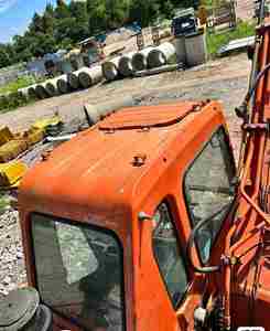 รถขุด Doosan DH210 ปี 2023 มือสอง พร้อมมอเตอร์และเกียร์ สภาพ 90% ใหม่ เครื่องจักรก่อสร้างสำหรับงานดิน คุ้มค่าคุ้มราคาสูง - Product Image 3