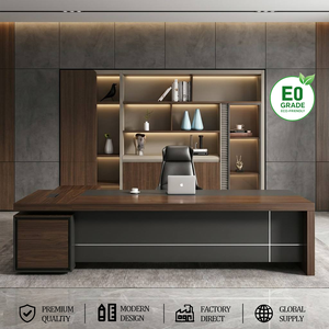 Bureau de direction en L pour le patron et le manager : simple, élégant et grandiose. Avec armoire de rangement. Personnalisable. - Product Image 1