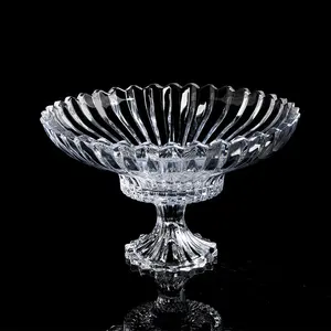 Klassisches Streifen design kristall klares Glas großer Fuß Obst teller für Hochzeits tisch dekorativ