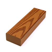 Chaise et banc en bois composite WPC pour extérieur - Lattes lisses, imperméables et écologiques