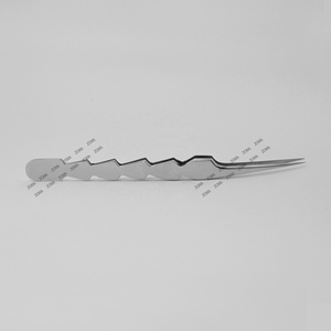 Ramassage de volume sur mesure et pince à épiler isolante pour extension de cils pointes fines étroites avec marque privée - Product Image 5