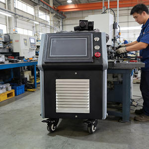 Machine de nettoyage au laser pulsé portable de type armoire 300W 500W à refroidissement par air pour le décapage de la peinture, de la rouille et la décontamination du bois, des murs et de la pierre - Product Image 5