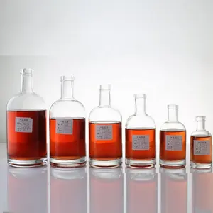 Commercio all'ingrosso di fabbrica 1L Vodka 750Ml 700Ml 500Ml 375Ml 200Ml bottiglie di vetro liquore