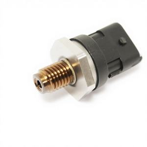 Regulador de Presión de Combustible EUROSPARE LR009732ES APTO para LAND ROVER - Product Image 1