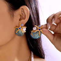 Ensemble Collier, Boucles d'Oreilles et Bracelet Plaqué Or Coquillage Étoile de Mer Corail – Cadeau Tendance pour Anniversaire de Mariage et Fête – Accessoire Femme Populaire