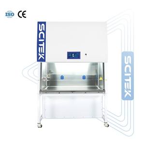 Campana de extracción de gases SCITEK con conductos, superficie de trabajo de 850 mm, sistema de control por microprocesador, pantalla LCD, lámpara UV para esterilización, para laboratorio. - Product Image 2