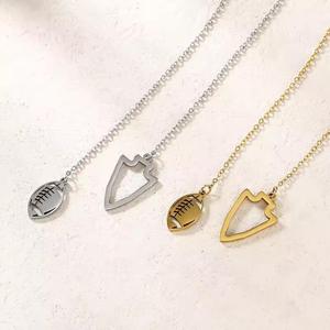 Collar de joyería de moda, collar con colgante, joyería para mujer, collar de joyería fina, collar de acero inoxidable, tema deportivo de fútbol - Product Image 1