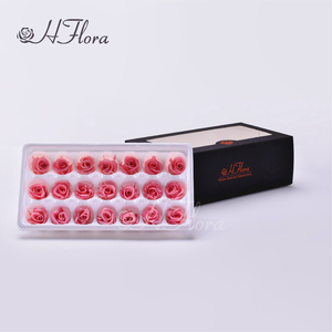Materiales Florales al por Mayor para Decoración de Arcos de Boda y Fiestas, Cabezas de Rosas Preservadas de 2-3 cm para Arreglos de Ramos Eternos de San Valentín - Product Image 3