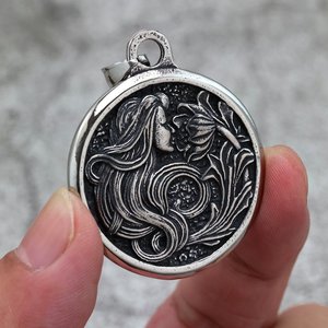 Vintage Stainless Steel Pendant Necklace With Woman And <b>Flowers</b> Themed Design For Gift And Clothing Matching - Product Image 3