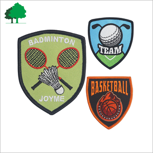 <span class=keywords><strong>Écussons</strong></span> sportifs brodés 3D personnalisés de haute qualité, thermocollants, en <span class=keywords><strong>tissu</strong></span> sergé, <span class=keywords><strong>pour</strong></span> uniformes de football et de basketball - Product Image 2