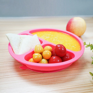 <span class=keywords><strong>Assiette</strong></span> à dîner personnalisée en silicone sans BPA pour enfants Compartiment divisé pour le dîner des tout-petits avec fonction d'aspiration <span class=keywords><strong>collante</strong></span> pour l'alimentation de bébé - Product Image 3