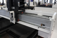 Machine de découpe laser à fibre 1500W 2000W 3000W CNC pour tôles métalliques, acier inoxydable, acier au carbone, certifiée CE