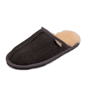 Chaussons d'hiver chauds pour hommes avec plateforme, semelle extérieure antidérapante en TPR, design brodé et doublure en <span class=keywords><strong>peau</strong></span> <span class=keywords><strong>de</strong></span> <span class=keywords><strong>mouton</strong></span> douce - Product Image 2