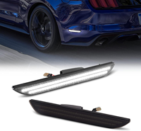 Feux de position latéraux arrière blancs à lentille fumée pour Ford Mustang 2015-2023, réflecteurs LED, 2 pièces