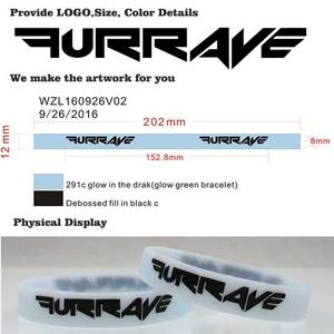 أساور سيليكون مزدوجة الطبقات مخصصة من السيليكون مع شعار ترويحي طباعة أساور سيليكون للرجال - Product Image 2