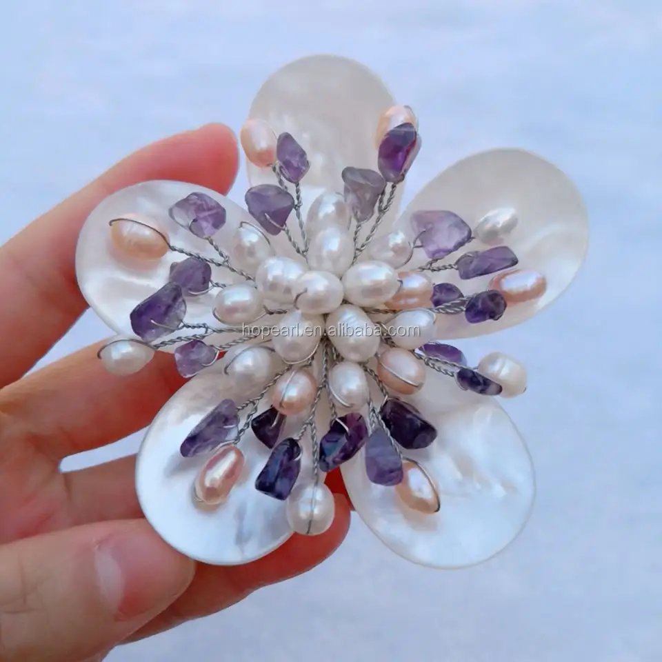 BRH37 — améthyste et perles d'eau douce, carte mère de perle blanche naturelle, coquille fait à la main, broche en fleur