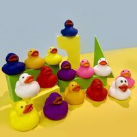 Jouets de bain personnalisés en forme de canard en caoutchouc avec motifs imprimés pour bébés, jouets de baignoire en plastique miniatures en vrac avec logo en vinyle pour enfants