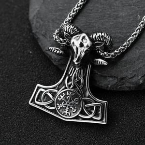 ZOryn - Colgante de Acero Inoxidable con Diseño de Martillo de Thor Vikingo, Unisex, con Opciones de Baño de Oro - Product Image 4