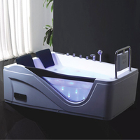 Grande baignoire / Baignoires profondes pour la salle de bain / Baignoires pour deux personnes