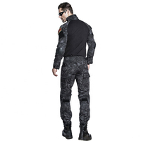 Combinaison tactique camouflage respirante en python noir FROG, formelle et économique