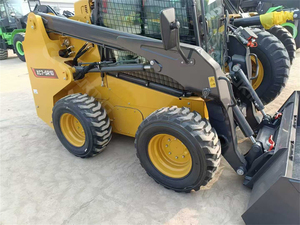 Chargeuse compacte XC7-SR10 avec profondeur de fouillis maximale de 2430 mm, avec godet quatre-en-un en option, garantie d'un an - Product Image 3