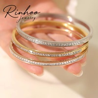 Bracelet jonc ouvrable en acier inoxydable avec strass pour femme – Chic, étanche, polyvalent pour les fêtes et le quotidien