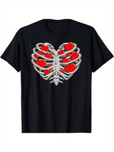 T-shirt da uomo a forma di cuore per San Valentino, in cotone nero, casual, girocollo, a maniche corte, stampata, vestibilità regolare - Product Image 1